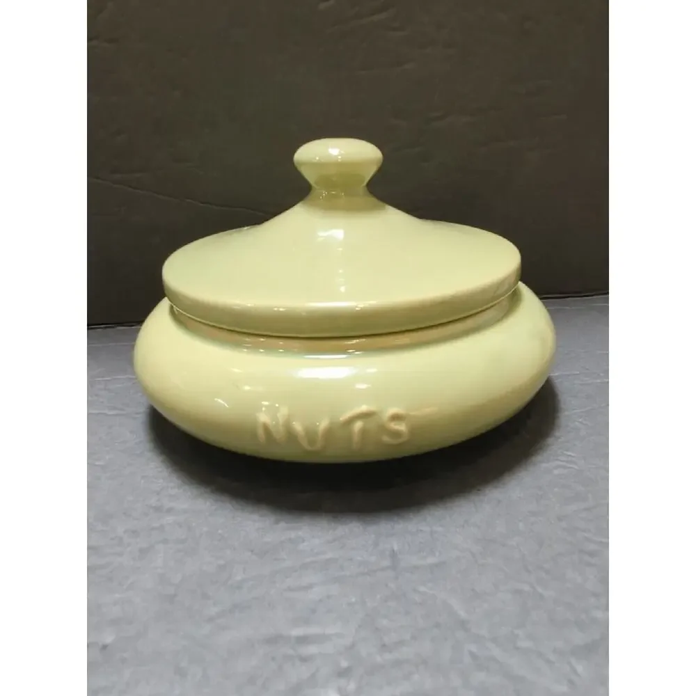 Roseville Pottery Ohio RRP Co‎ Embossed Nuts Bowl Green With Lid.